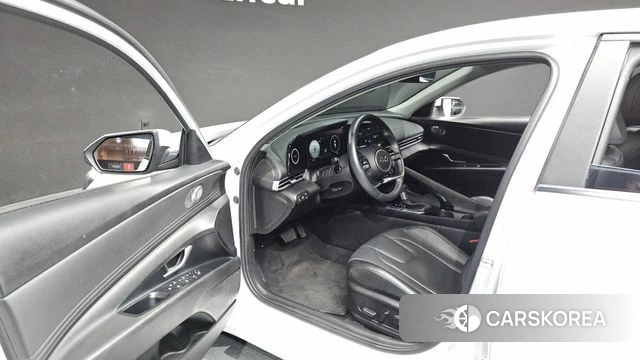 Hyundai Avante Hybrid (CN7) id 4603198 из Кореи 31