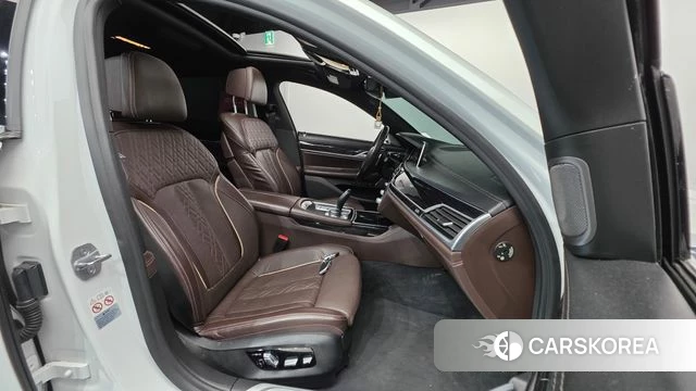BMW 7 Series (G11) id 4285526 из Кореи 20