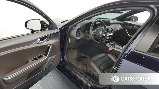 Kia Stinger id 3385971 из Кореи 20