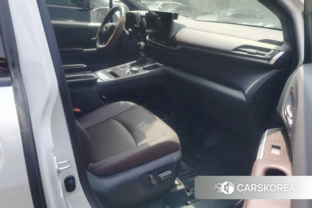 Toyota Grevia id 4314112 из Китая 34