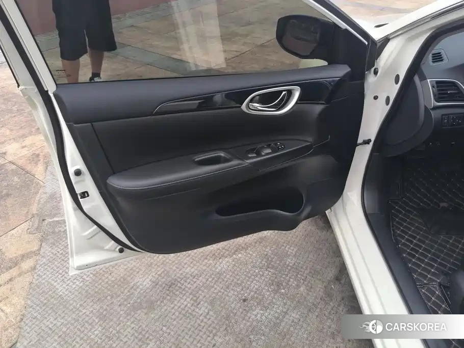 Nissan Sylphy id 4553641 из Китая 16