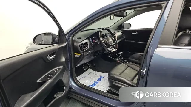 Kia Stonic id 3444420 из Кореи 20