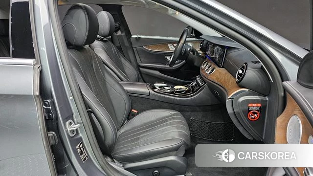 Mercedes-Benz E-Class W213 id 3828952 из Кореи 20