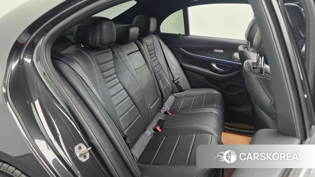 Mercedes-Benz E-Class W213 id 4445314 из Кореи 36
