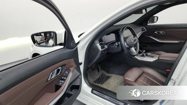 BMW 3 Series (G20) id 4882224 из Кореи 31