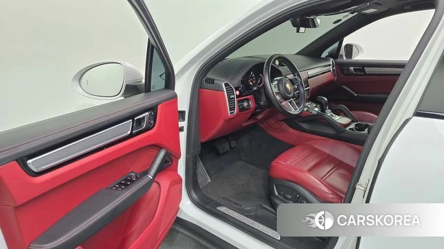 Porsche Cayenne (PO536) id 4401302 из Кореи 37