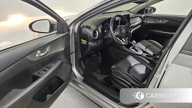 Kia Come New K3 id 3686446 из Кореи 20