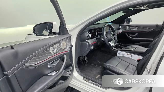 Mercedes-Benz E-Class W213 id 4646349 из Кореи 34