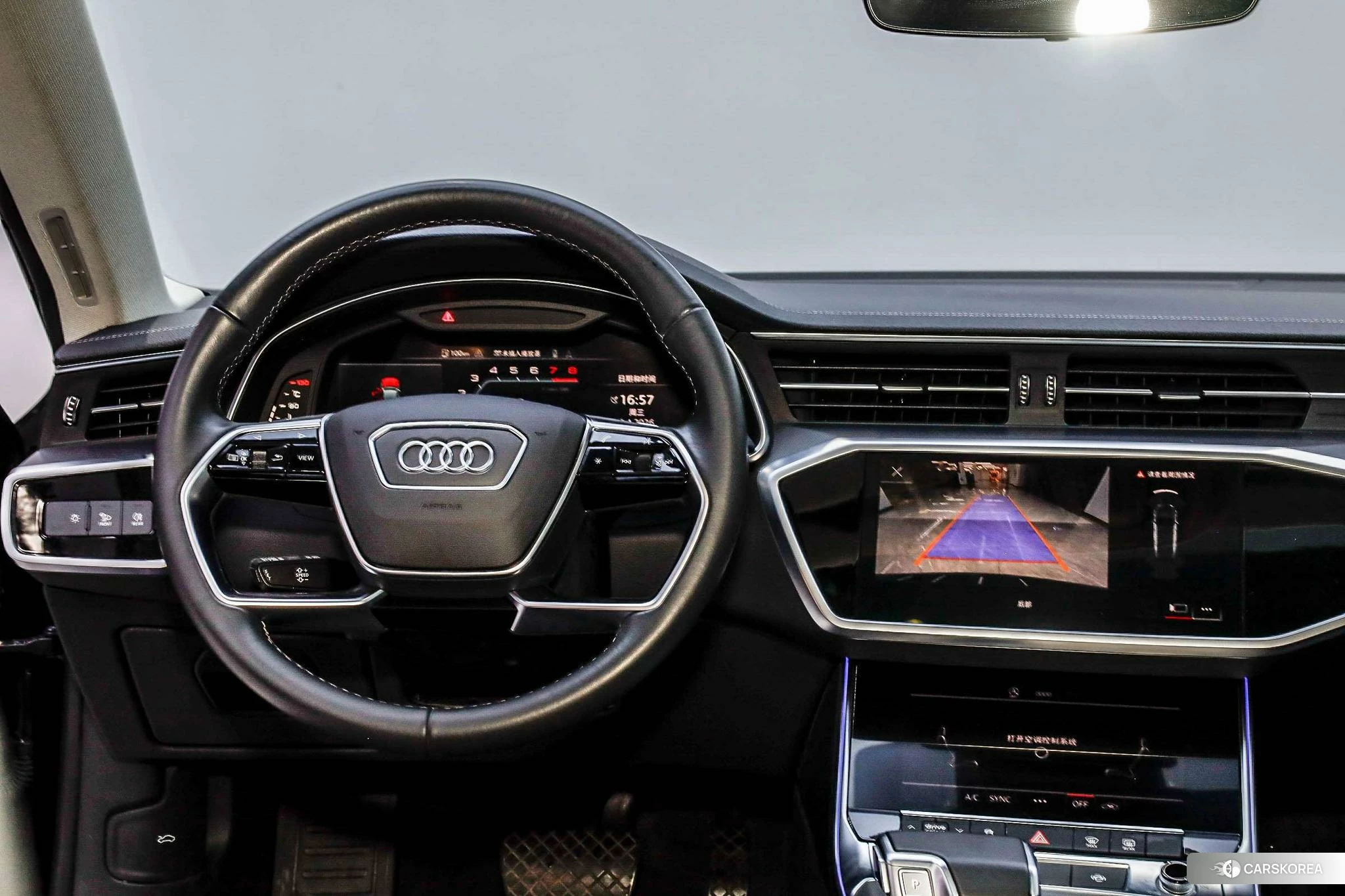 Audi A7L id 4467994 из Китая 34
