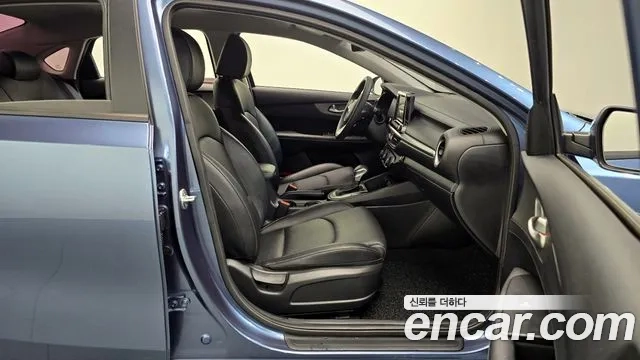 Kia Come New K3 id 2956899 из Кореи 20