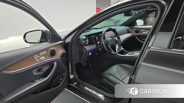 Mercedes-Benz E-Class W213 id 4731627 из Кореи 31