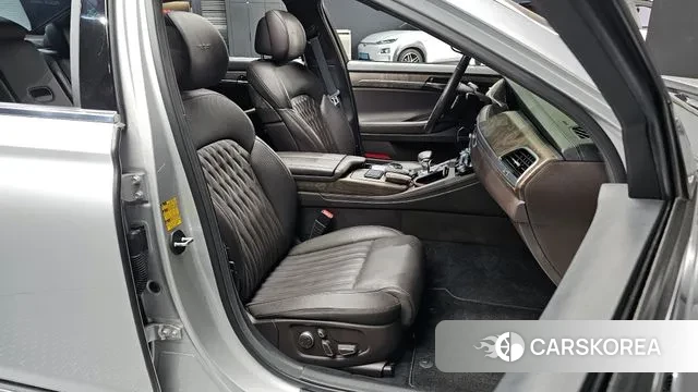 Genesis G90 id 3444704 из Кореи 20