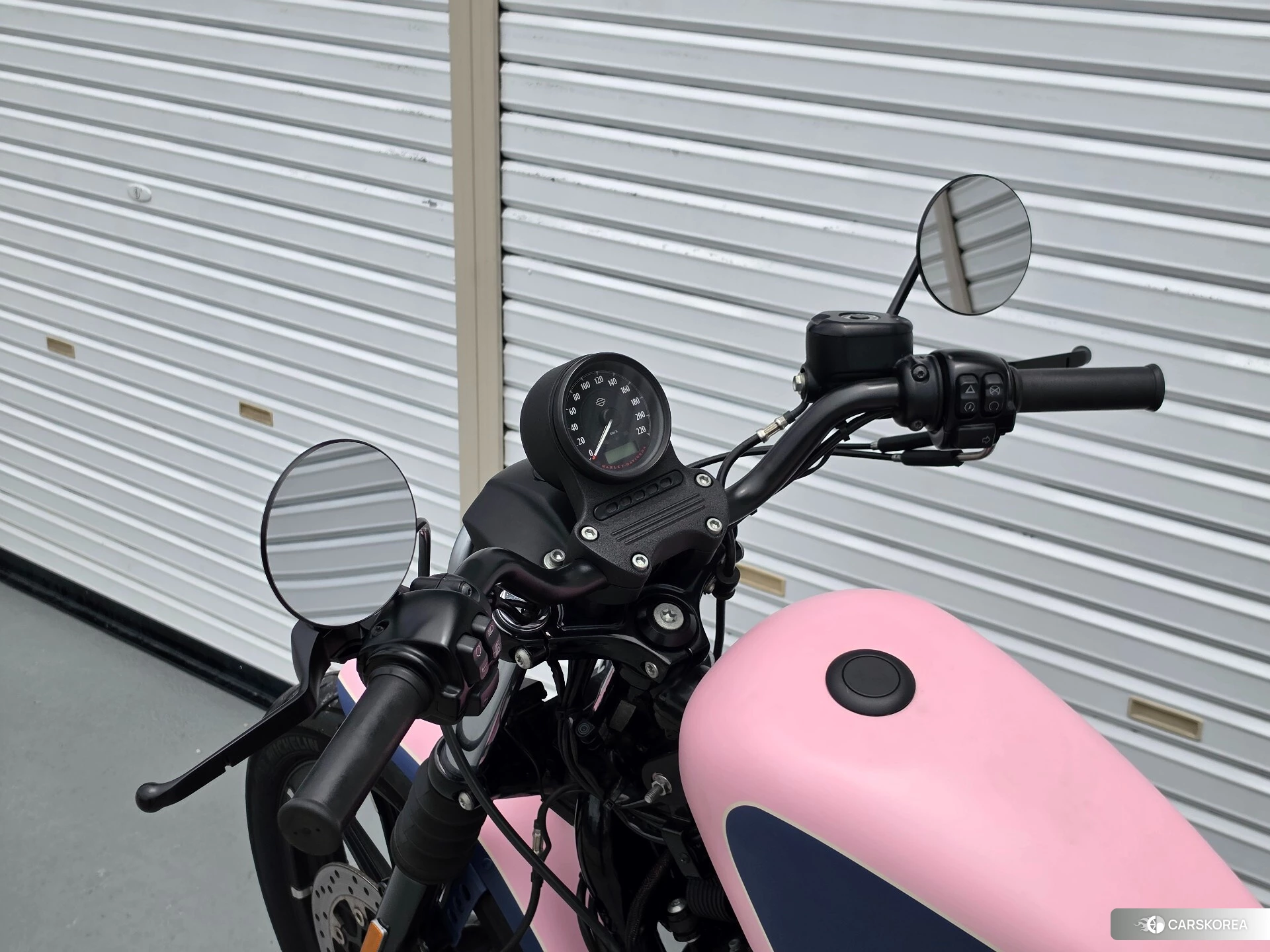 Проданный Harley-Davidson Sportster XL883N id 4312720 из Японии, фото 10