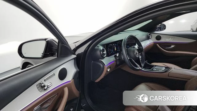 Mercedes-Benz E-Class W213 id 4396391 из Кореи 36