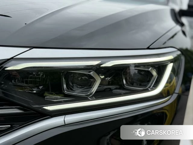 Volkswagen Passat id 4259029 из Китая 24