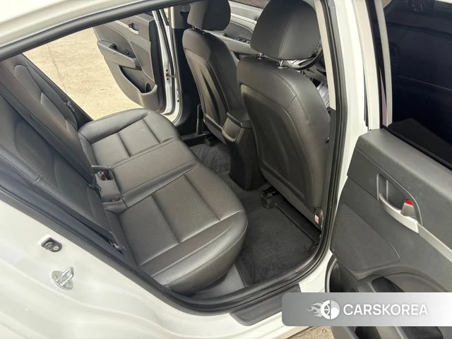 Hyundai The New Avante AD id 3942636 из Кореи 20