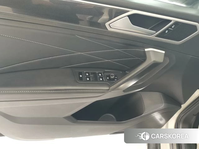 Volkswagen Tiguan L id 4258778 из Китая 27