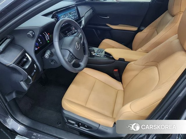 Lexus UX300h id 4629914 из Кореи 19