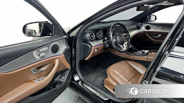 Mercedes-Benz E-Class W213 id 4581174 из Кореи 31