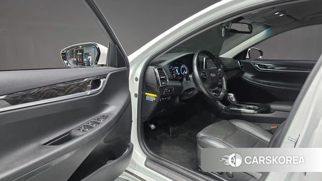 Hyundai Grandeur IG id 3886472 из Кореи 20