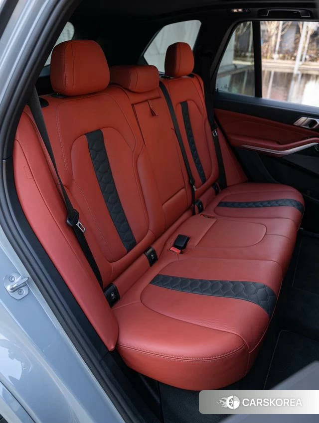 BMW X5 M id 4263137 из Китая 23