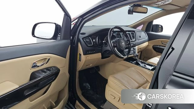 Kia The New Carnival id 4620140 из Кореи 34