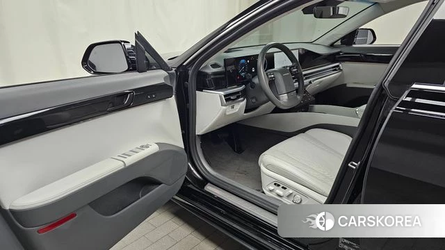 Hyundai Grandeur Hybrid (GN7) id 3838775 из Кореи 20