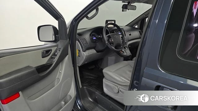 Hyundai The New Grand Starex id 4188501 из Кореи 30