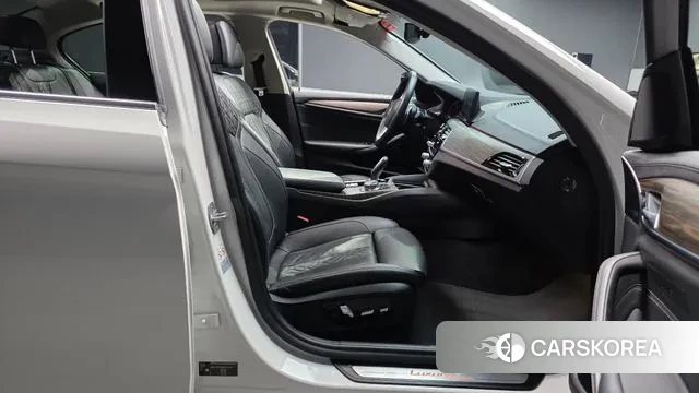 BMW 5 Series (G30) id 3766240 из Кореи 20