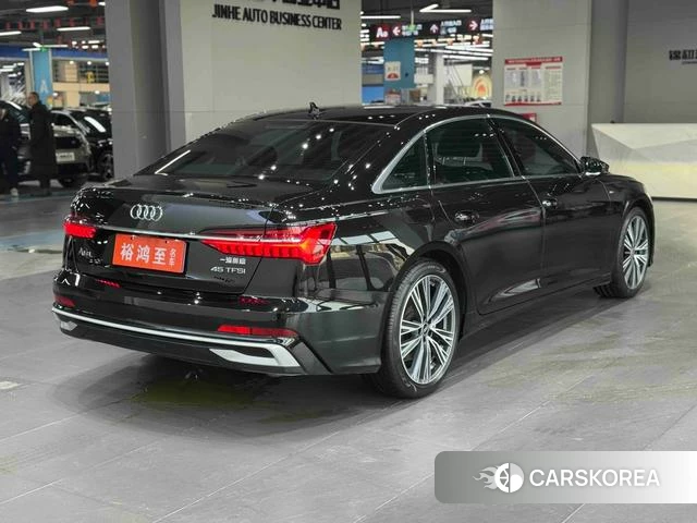 Audi A6L id 4265968 из Китая 10