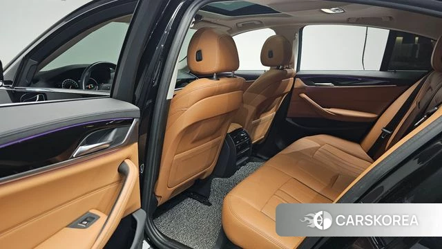 BMW 5 Series (G30) id 3801225 из Кореи 20