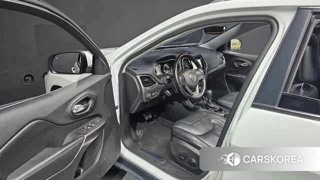 Jeep Cherokee (KL) id 3101380 из Кореи 20