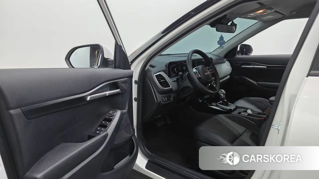 Kia The New Seltos id 4201023 из Кореи 31