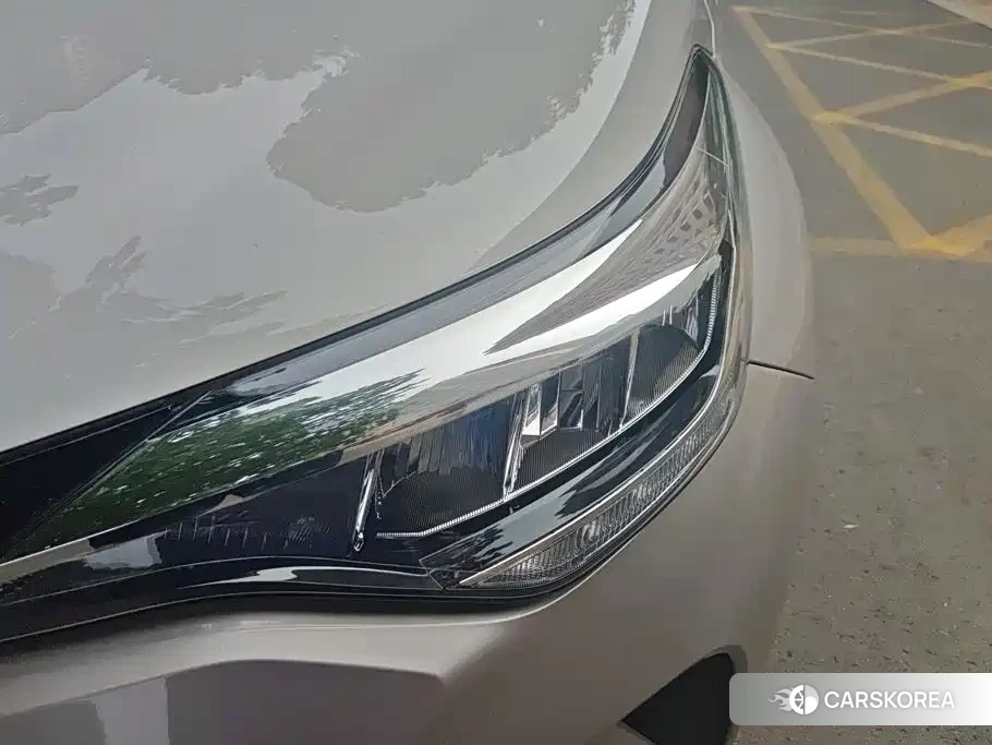Toyota C-HR id 4607035 из Китая 16