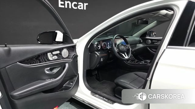 Mercedes-Benz E-Class W213 id 4574136 из Кореи 20
