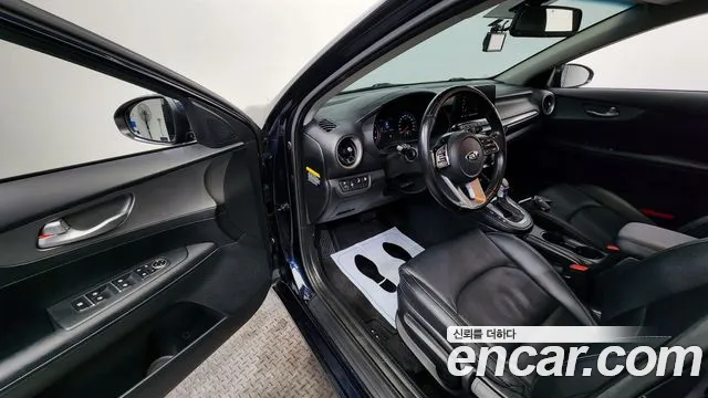 Kia Come New K3 id 2282693 из Кореи 20