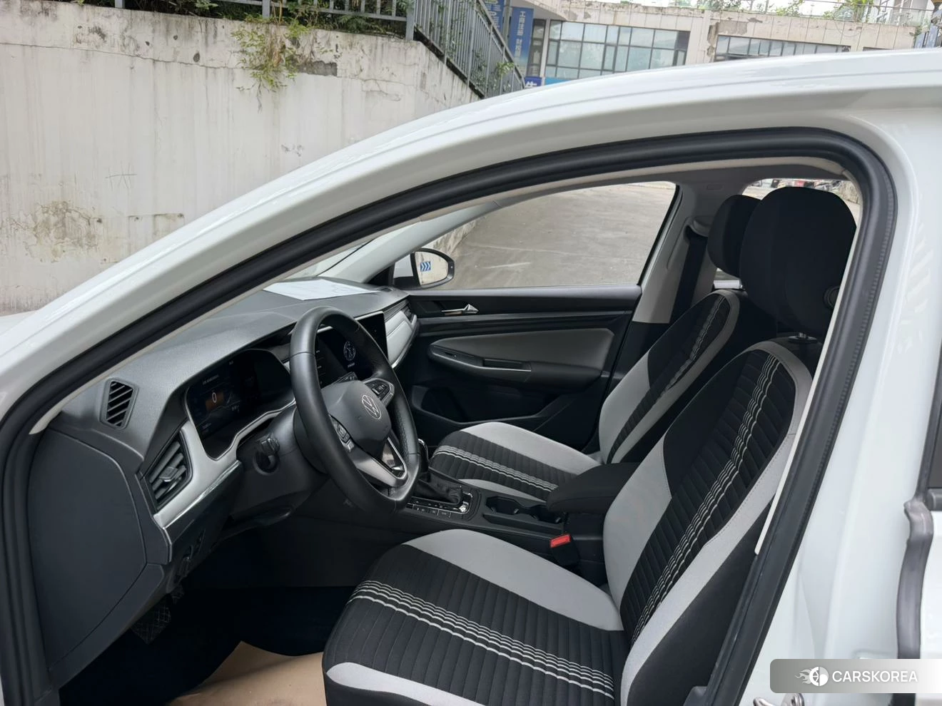 Volkswagen Bora id 4492834 из Китая 17