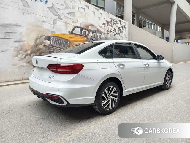 Volkswagen Lavida id 4290564 из Китая 12