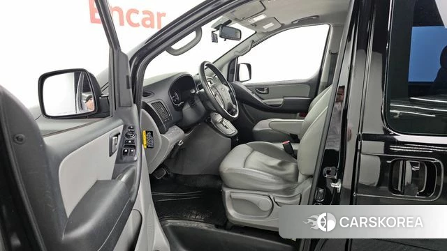 Hyundai The New Grand Starex id 4542553 из Кореи 30