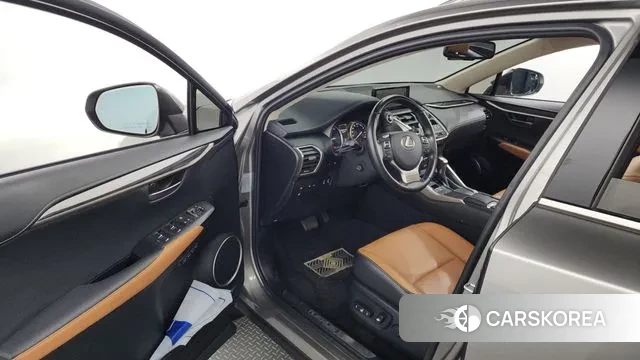 Lexus NX300h id 2961627 из Кореи 20