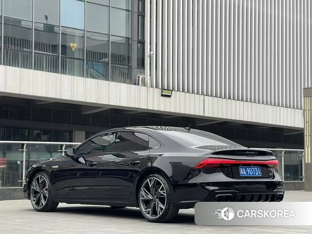 Audi A7L id 4261627 из Китая 20