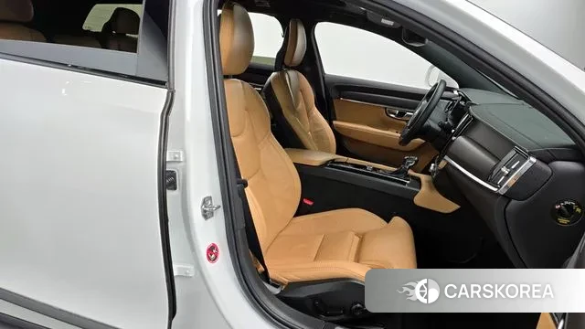 Volvo V90 Cross-Country id 2961873 из Кореи 20