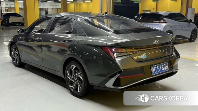 Hyundai Elantra id 4273481 из Китая 15