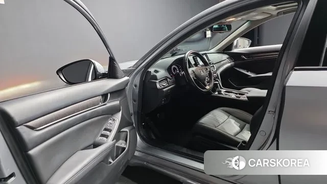 Honda Accord 10th Generation id 3640935 из Кореи 20
