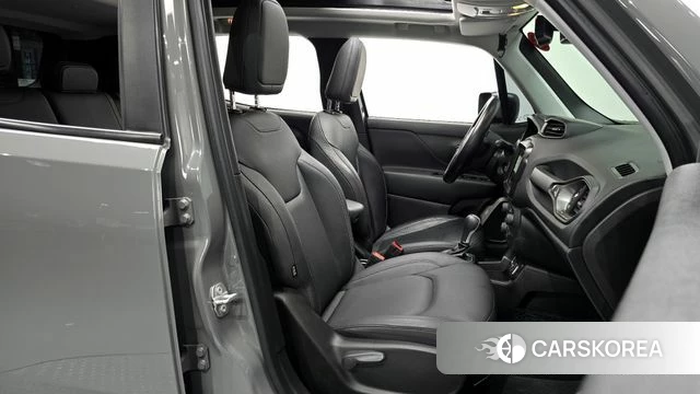 Jeep Renegade id 3833017 из Кореи 20