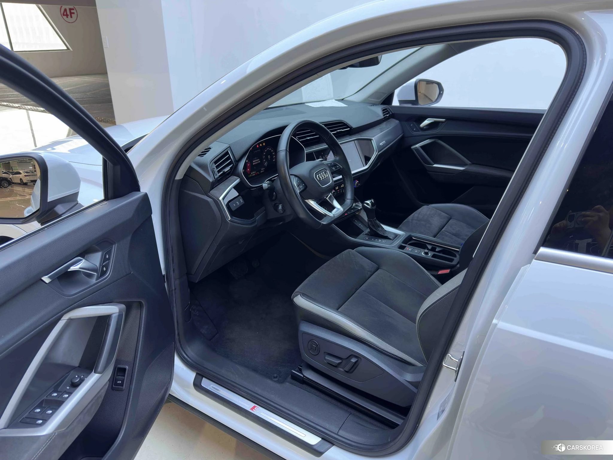 Audi Q3 id 4486393 из Китая 22