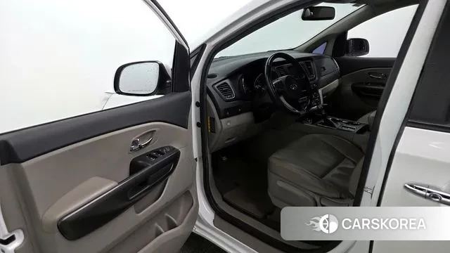 Kia The New Carnival id 3728027 из Кореи 20