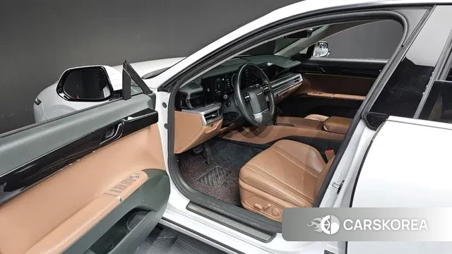 Hyundai Grandeur (GN7) id 3534028 из Кореи 20