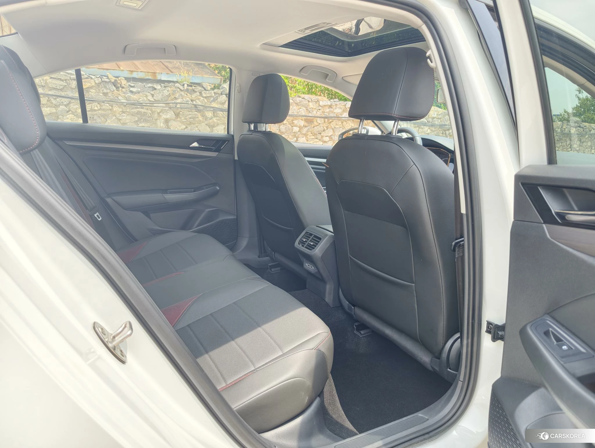 Volkswagen Bora id 4514738 из Китая 12