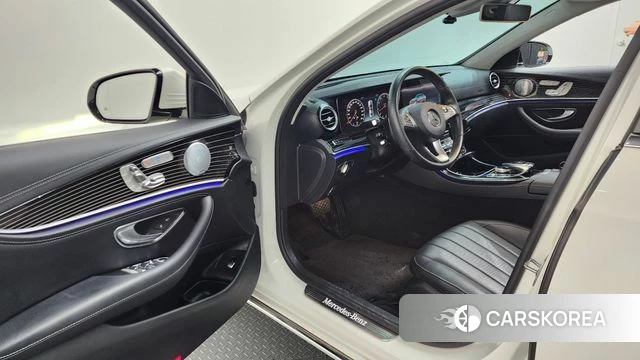 Mercedes-Benz E-Class W213 id 4520950 из Кореи 31